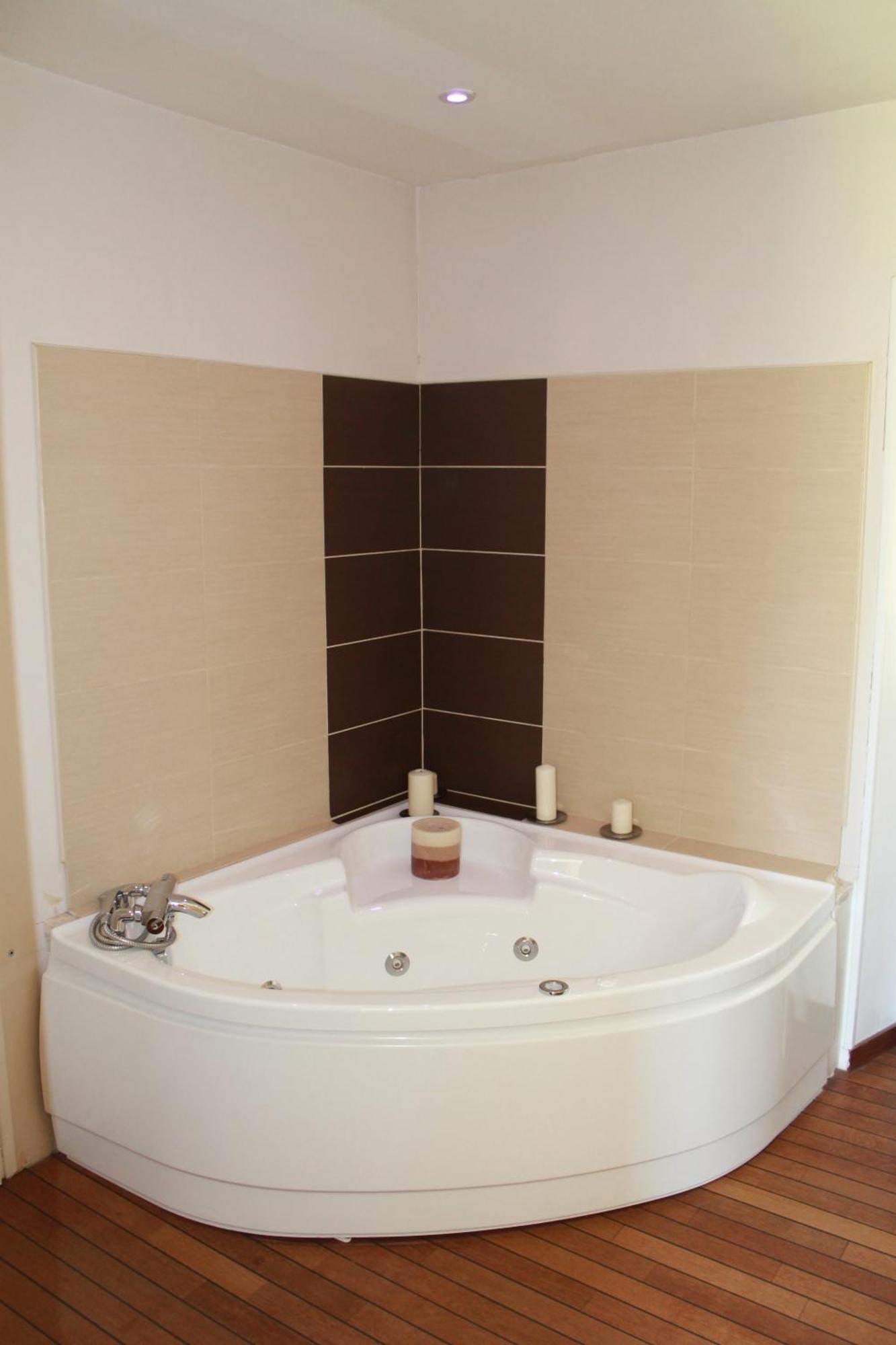 Lou Bastido Hotel Marselha Quarto foto