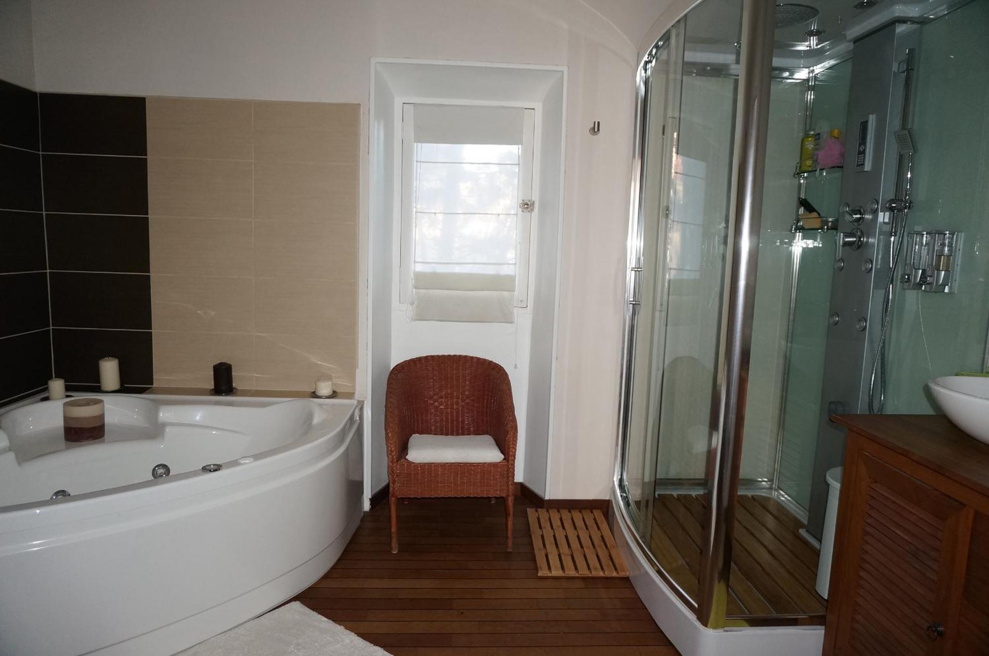 Lou Bastido Hotel Marselha Quarto foto